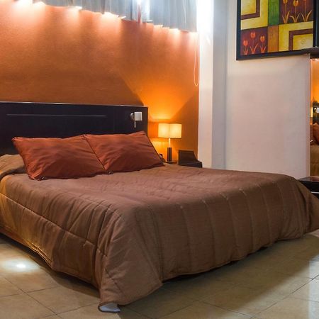 Hotel Real San Juan Морелия Екстериор снимка