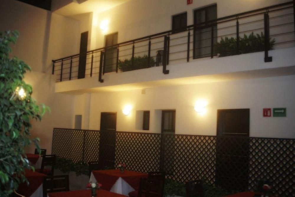 Hotel Real San Juan Морелия Екстериор снимка