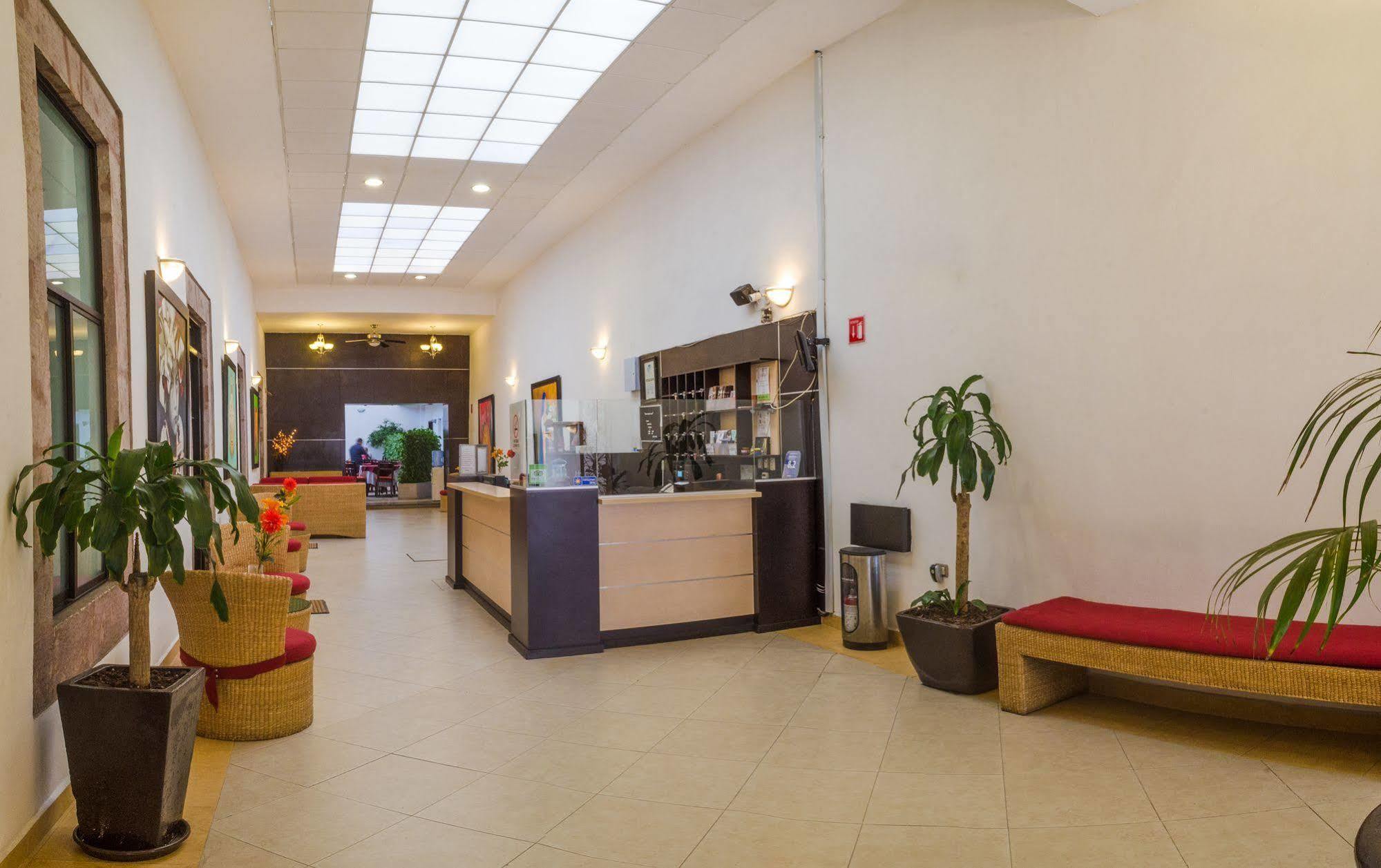 Hotel Real San Juan Морелия Екстериор снимка